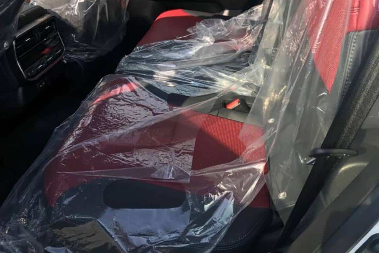 تويوتا لاند كروزر ZX 3.5L PET A/T Floor 23YM - 7 SEATERS - EURO - WHT_RED (EXPORT OFFER)