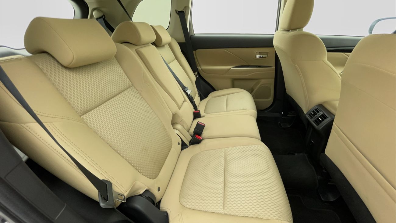 Mitsubishi Outlander GLX LOW LINE 2.4 | Zero Down Payment | Home Test Drive