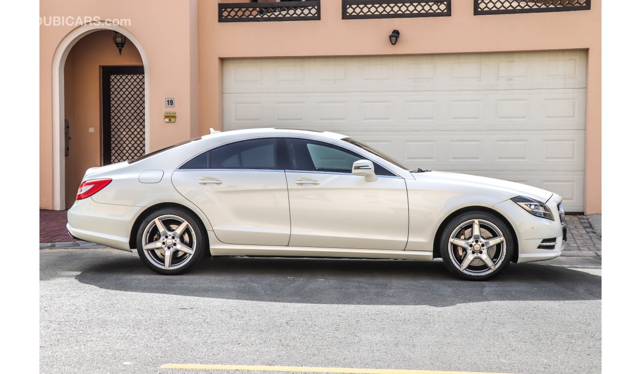 Mercedes-Benz CLS 500 2013 GCC under Warranty with Zero Down-Payment.