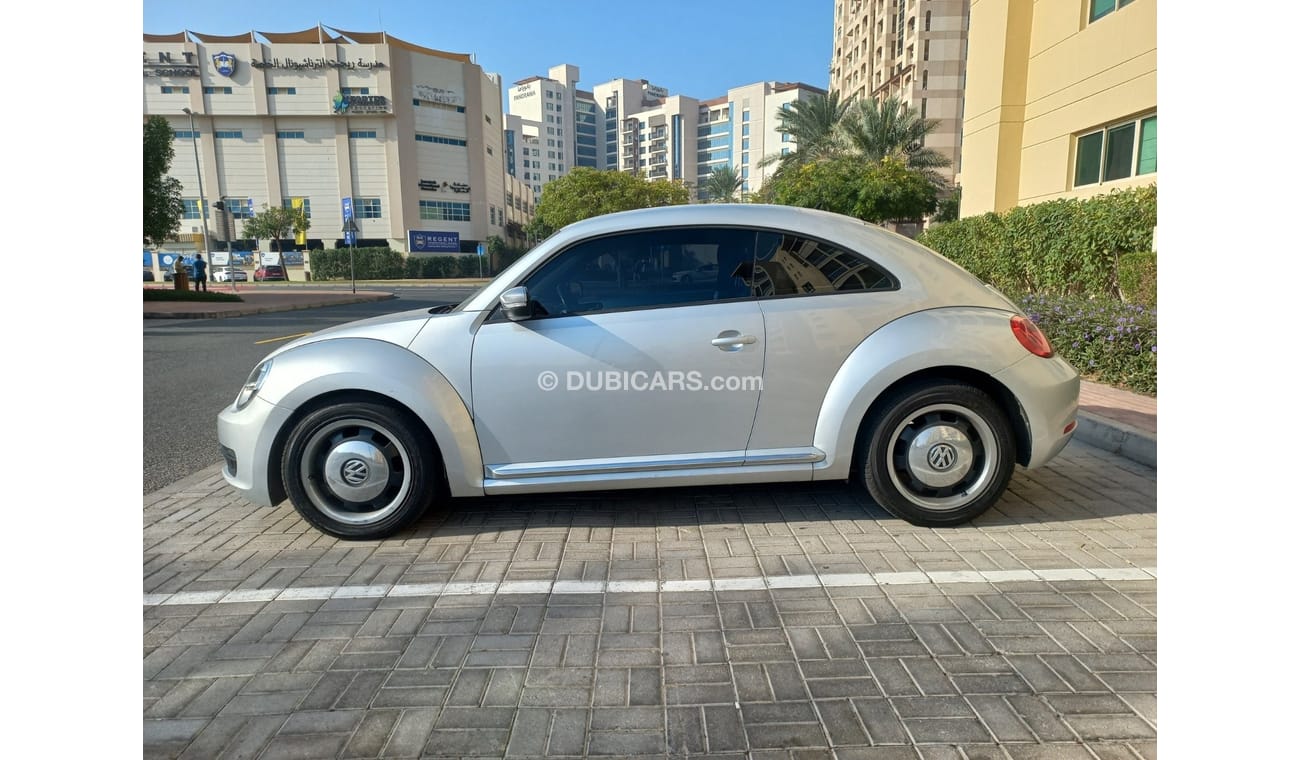 Used Volkswagen Beetle 2012 for sale in Dubai 588451