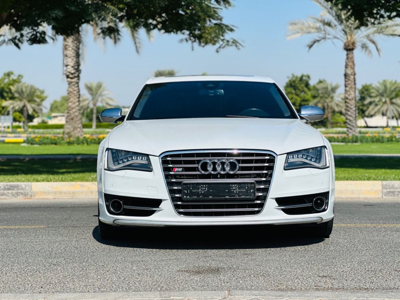 Audi S8 TFSI quattro S-Line 4.2L AUDI S8 MODEL 2014 QUATTRO S LINE FULL OPTION