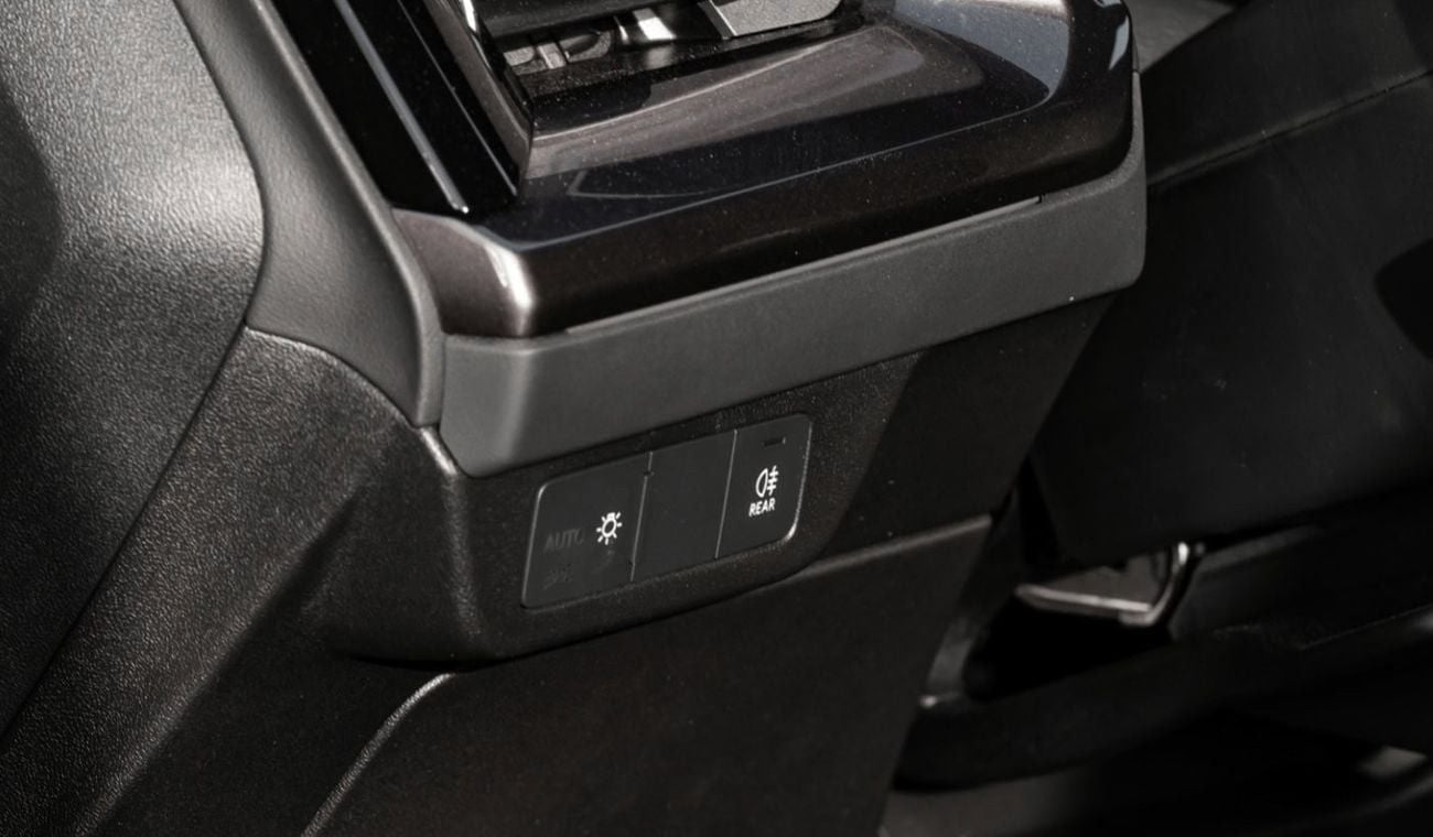 Audi Q4 2025 | AUDI E-TRON Q4 TOP VERSION [ EXPORT ONLY ]