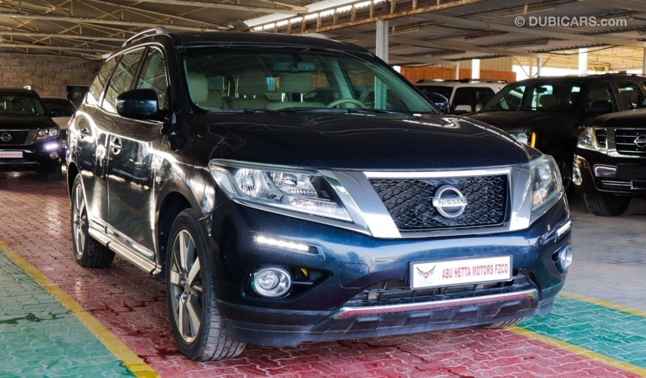 Nissan Pathfinder SV