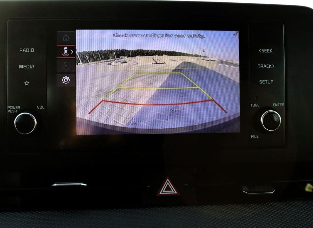 كيا سبورتيج EX 1.6L