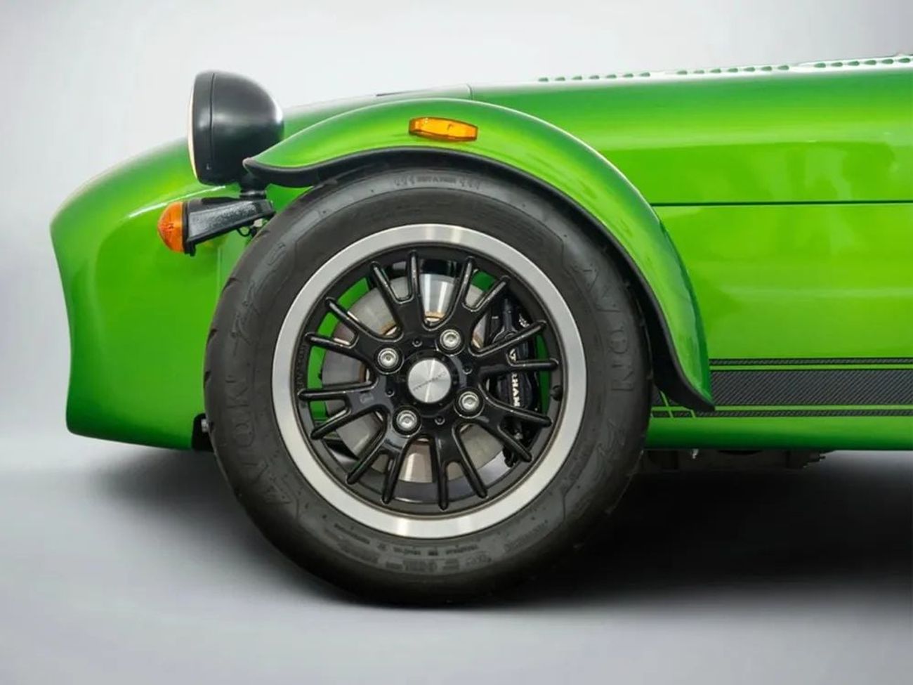Caterham Seven 340R 2024 Caterham Special Order in Mercedes Magno Hell Green Pearl / Bespoke High Option Order /