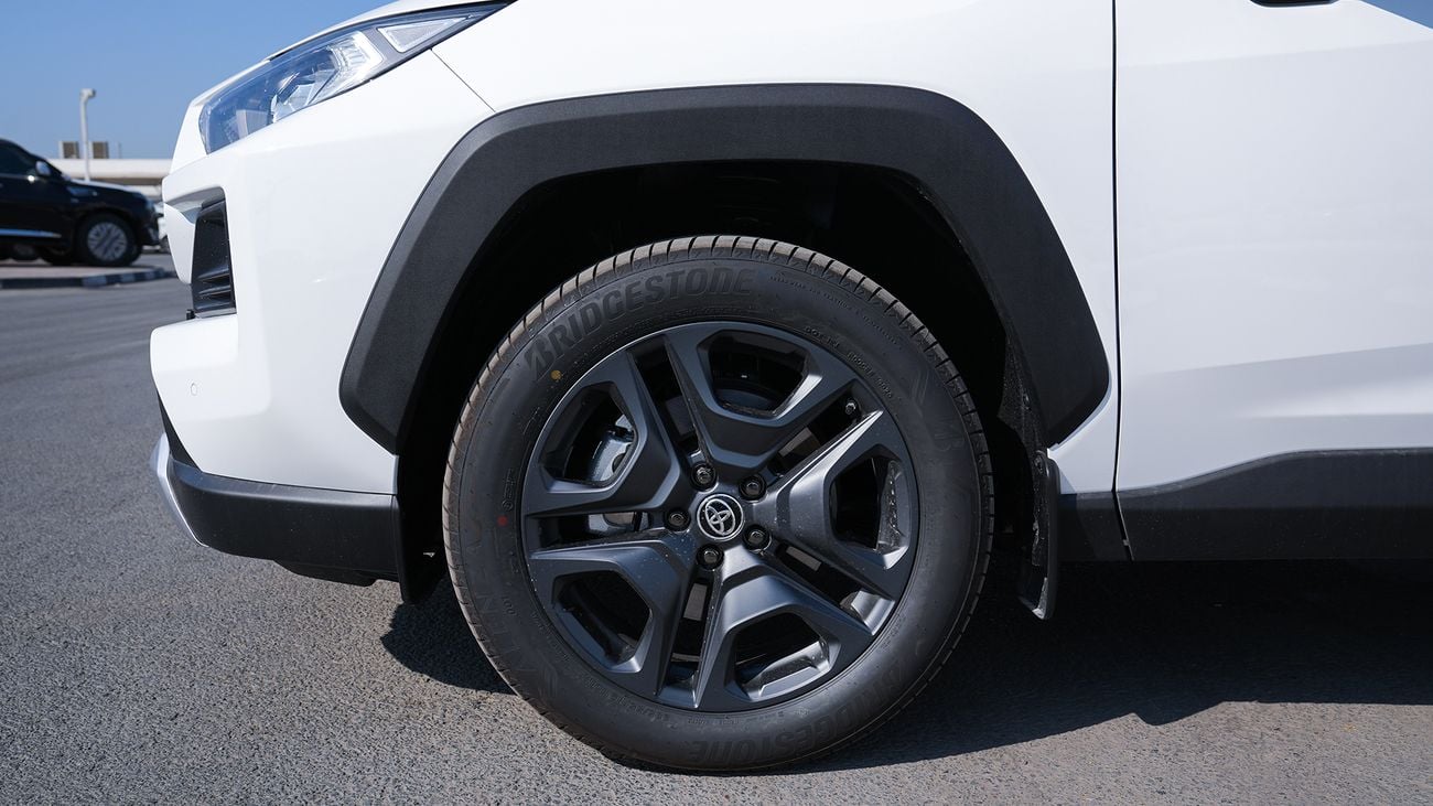 تويوتا راف ٤