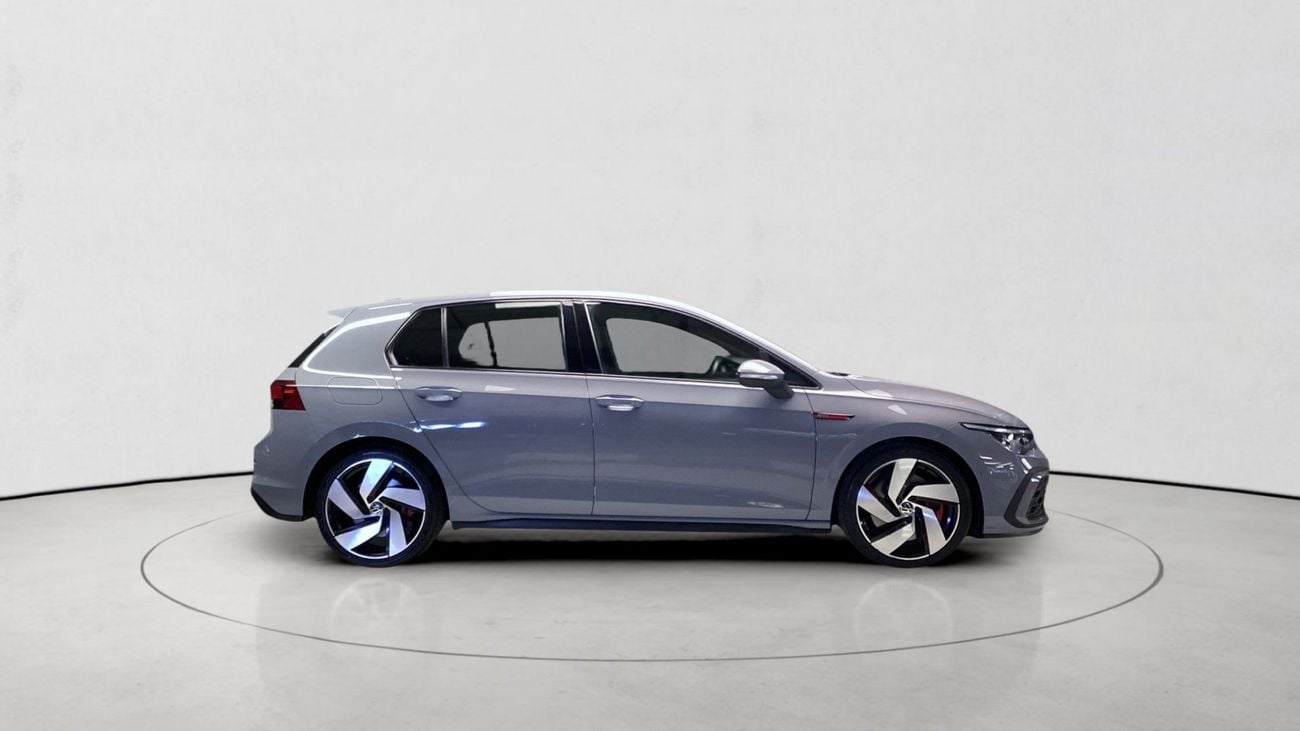 فولكس واجن جولف GTI - Cloth | upto AED 20,000 Ramadan Discount | شامل الضمان | 0 ﺪﻔﻋﺓ ﺃﻮﻟﻯ