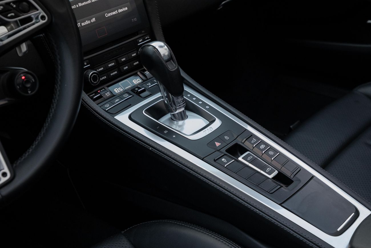 Porsche 718 Boxster Boxster S | 4,211 P.M | 0% Downpayment | Porsche warranty!