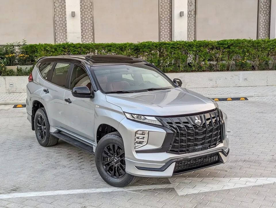 Mitsubishi Montero Sport Montero signature