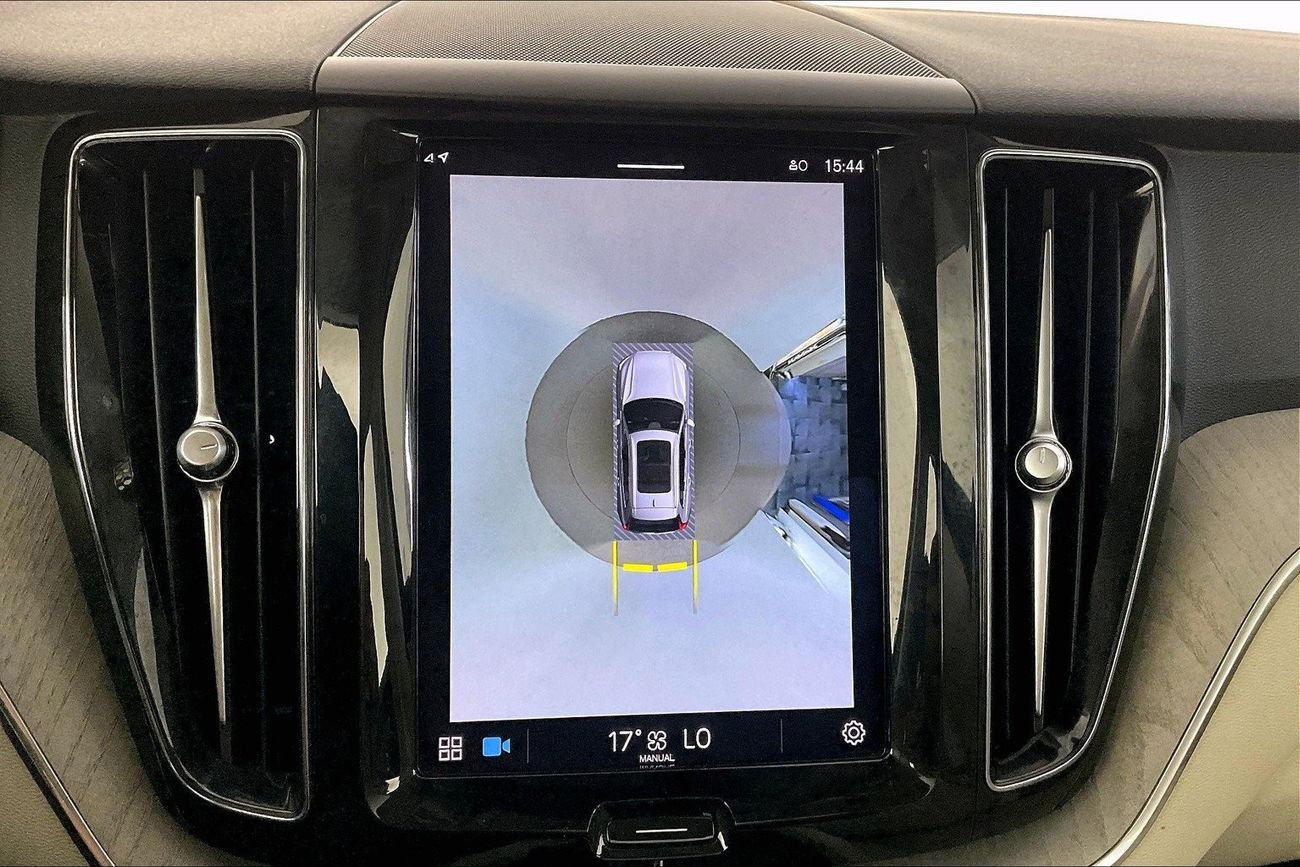 فولفو XC 60 B5 Core | شامل الضمان | 0 ﺪﻔﻋﺓ ﺃﻮﻟﻯ