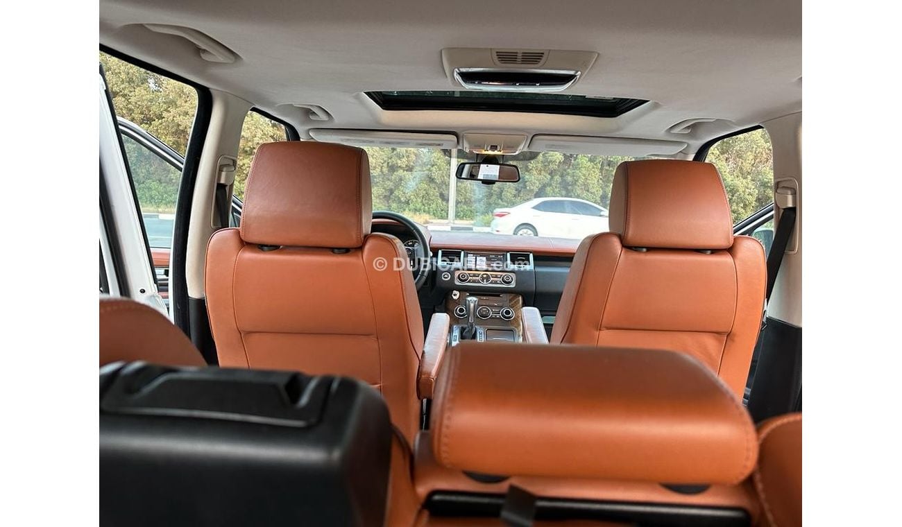 لاند روفر رينج روفر سبورت رنج روفر سوبر تشارج موديل 2012 خليجي فول ابشن كامله مالك واحد استخدام بسيط جدا مفتاحين الوكاله