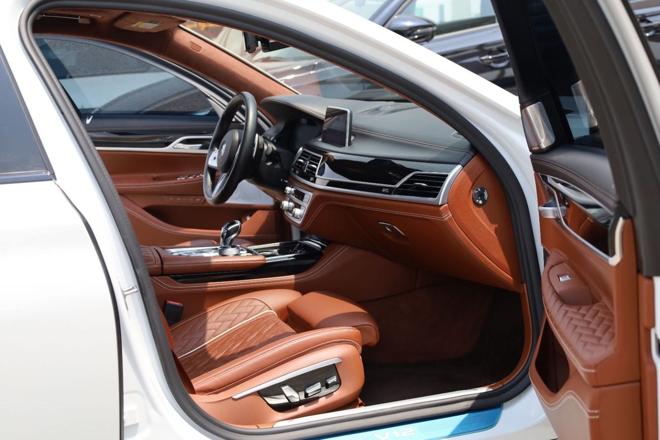 BMW M760Li XDRIVE