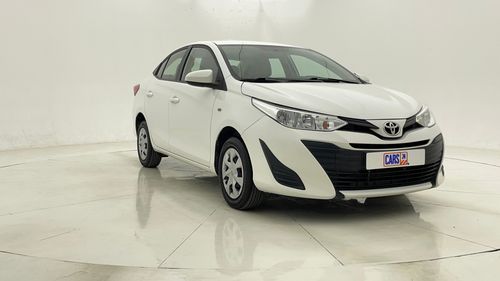 تويوتا يارس SE 1.5 | بدون دفعة مقدمة | اختبار القيادة في المنزل