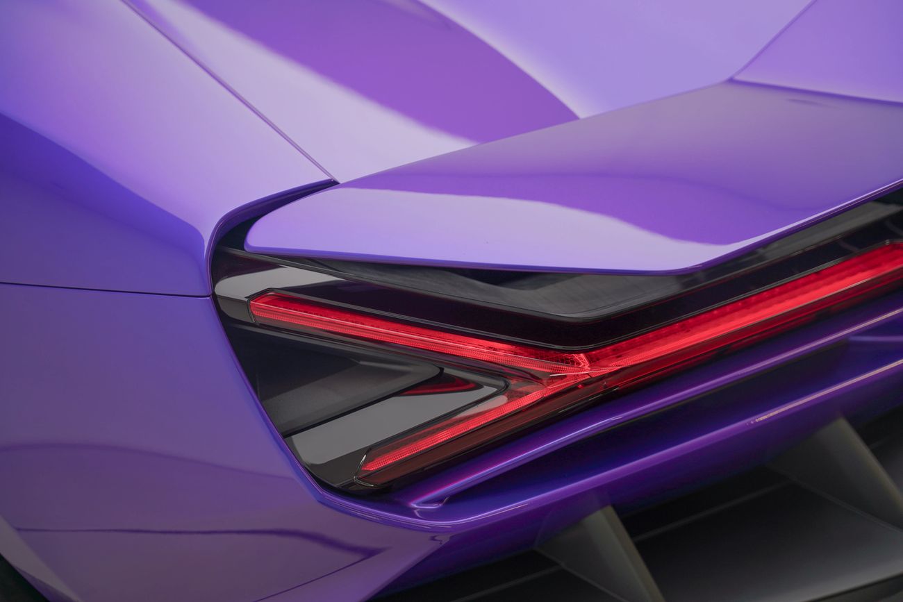 Lamborghini Revuelto STANDARD