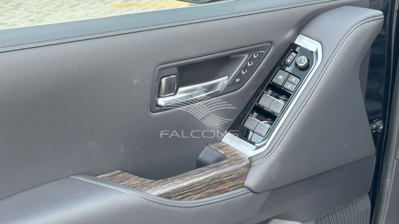 تويوتا لاند كروزر 300 VXR 3.5L V6 TWIN TURBO PETROL 10-AT