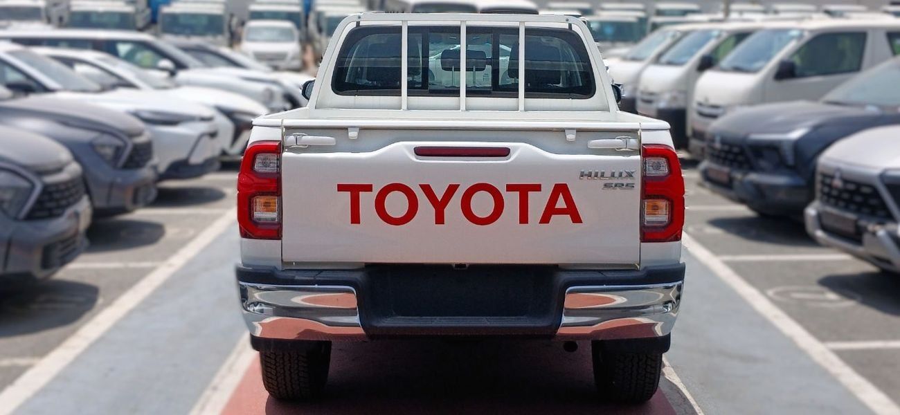 Toyota Hilux GL 2.4L Diesel Manual 4X4 2026YM