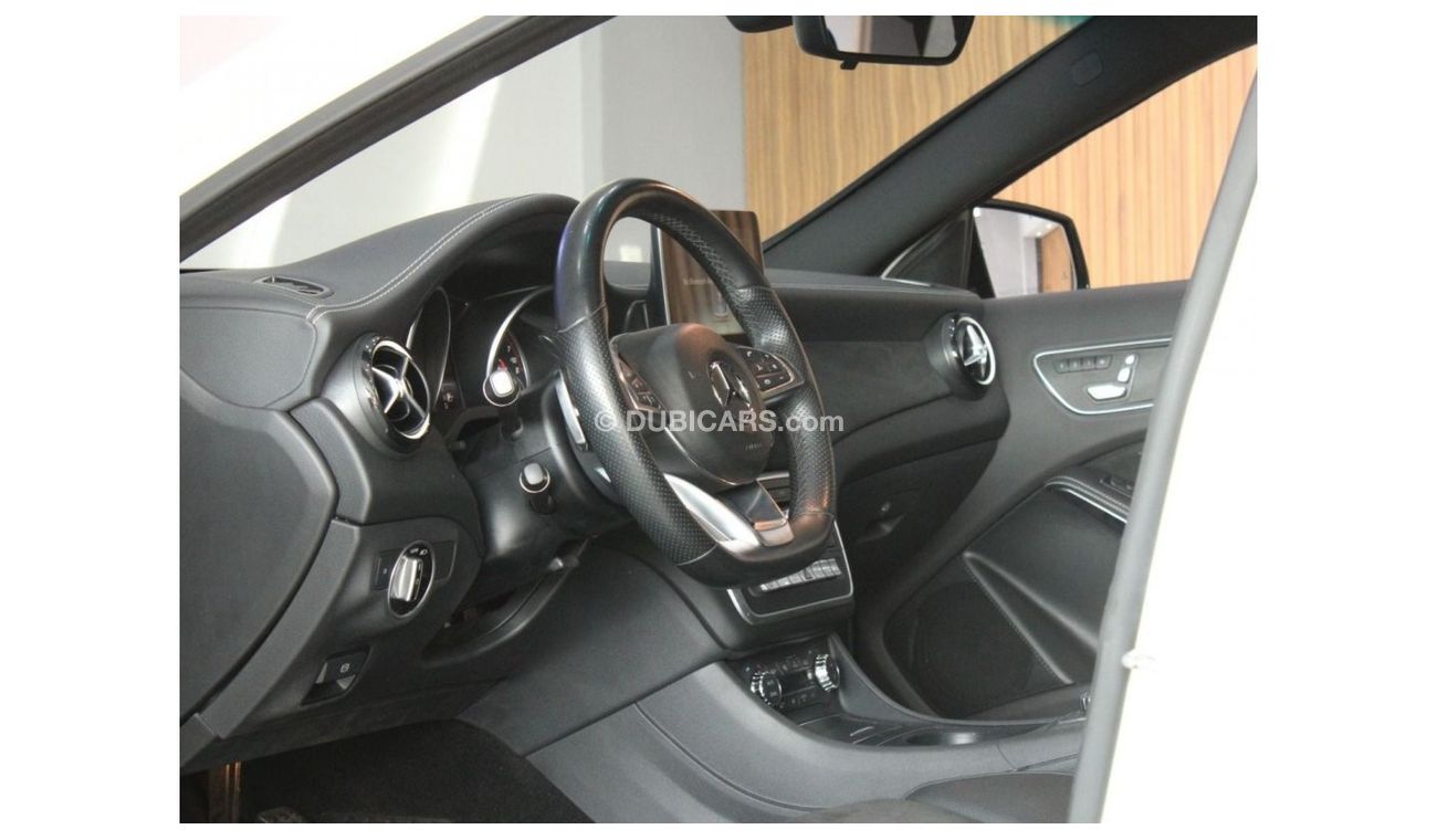 Mercedes-Benz GLA 250