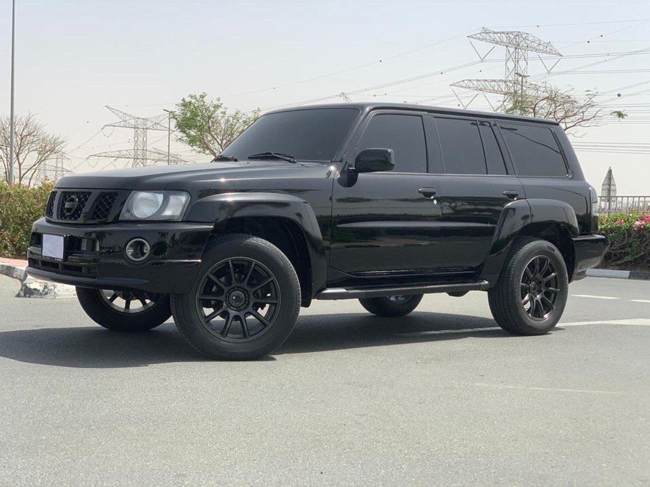 نيسان باترول سوبر سفاري GCC SPEC NEAT AND CLEAN