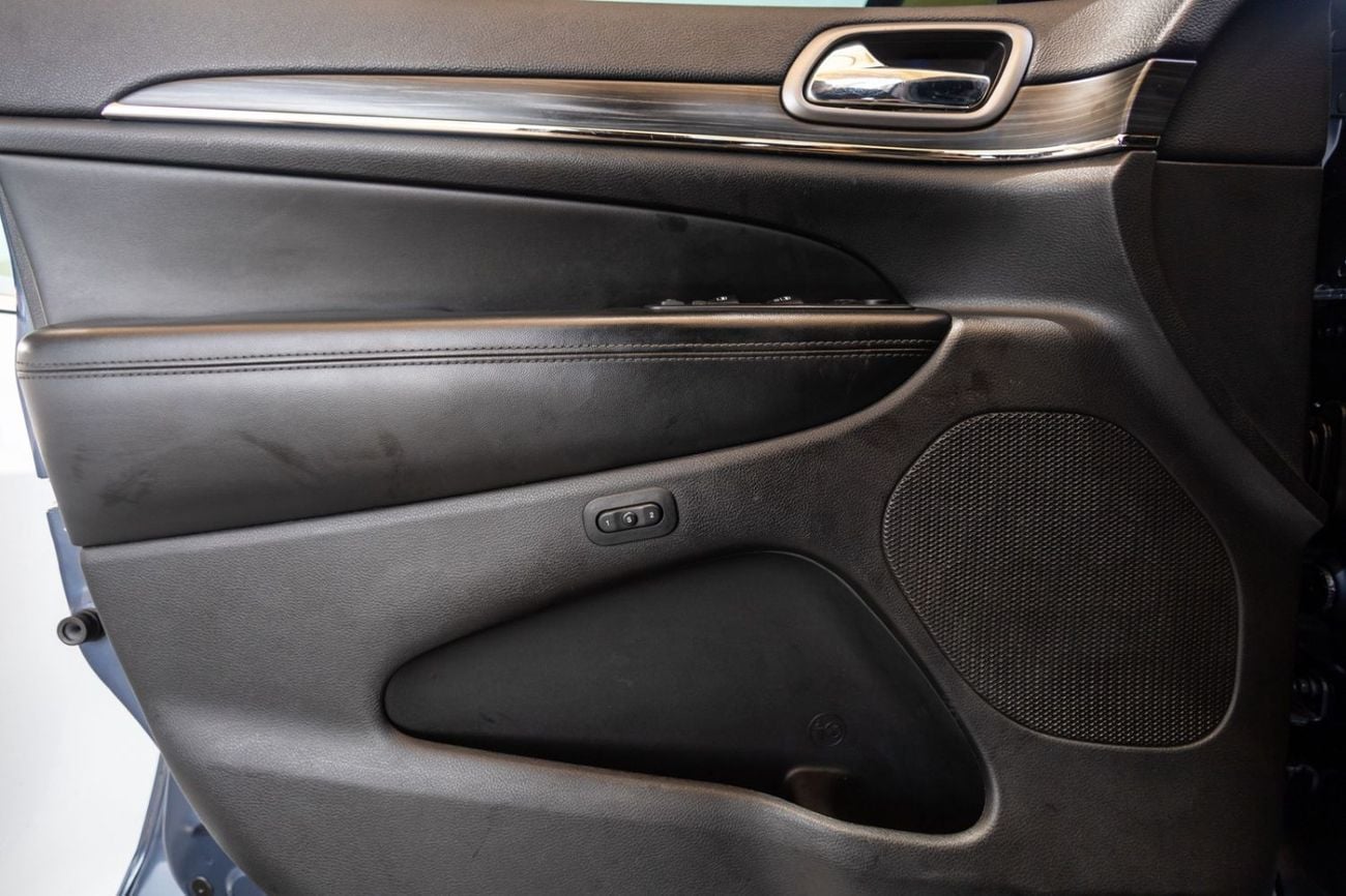Jeep Grand Cherokee Jeep Grand Cherokee 2019 GCC specs for 1,406.00 AED monthly
