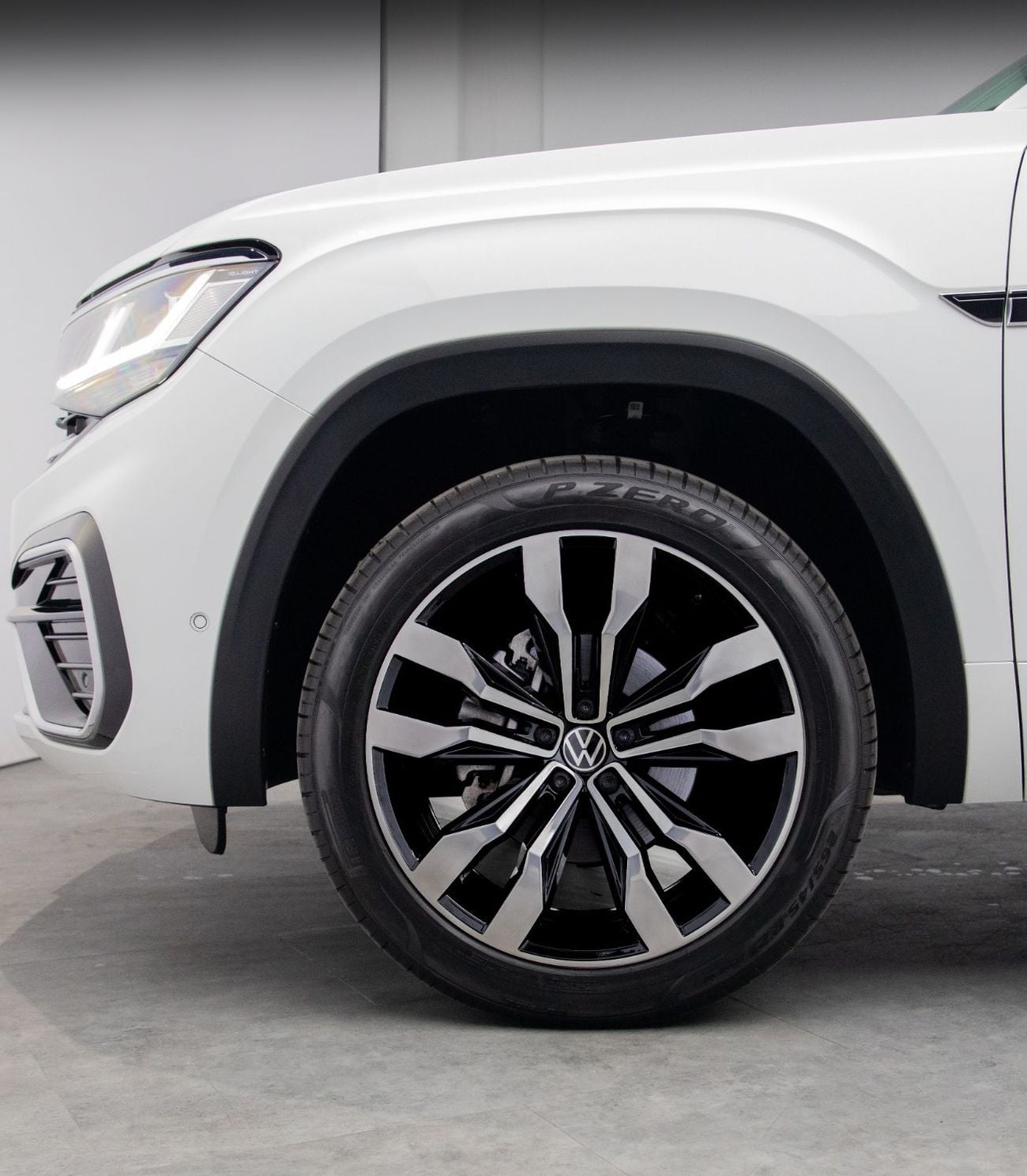 Volkswagen Teramont R LINE