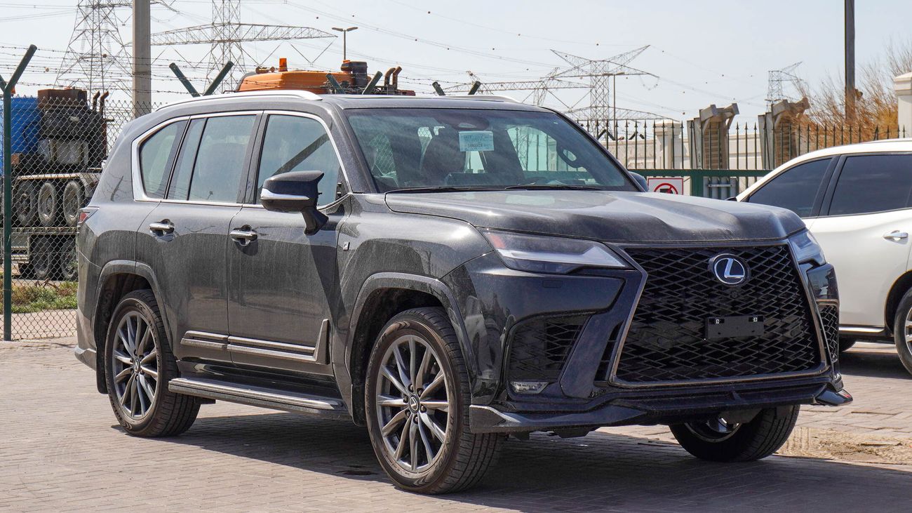 Lexus LX 600 FSport 3.5L V6. 5 Seater