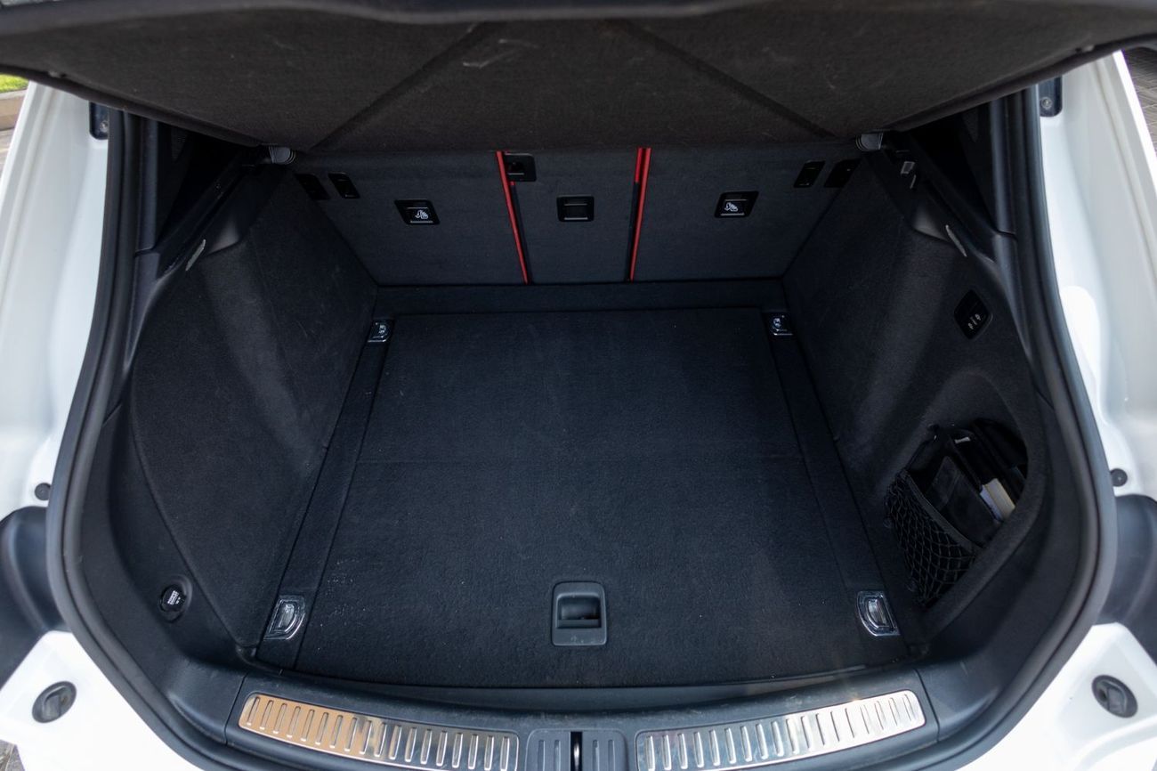 Porsche Macan S 3.0L (340 HP)