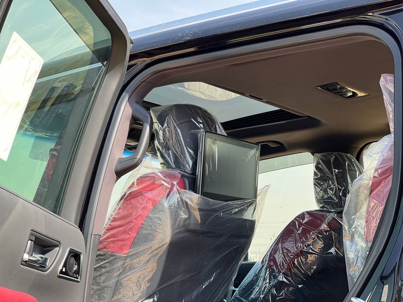 Toyota Land Cruiser VXR 3.5L TWIN TURBO PTR A/T // 2024 // FULL OPTION WITH 360 CAMERA COOLING & HEATED SEATS // SPECIAL