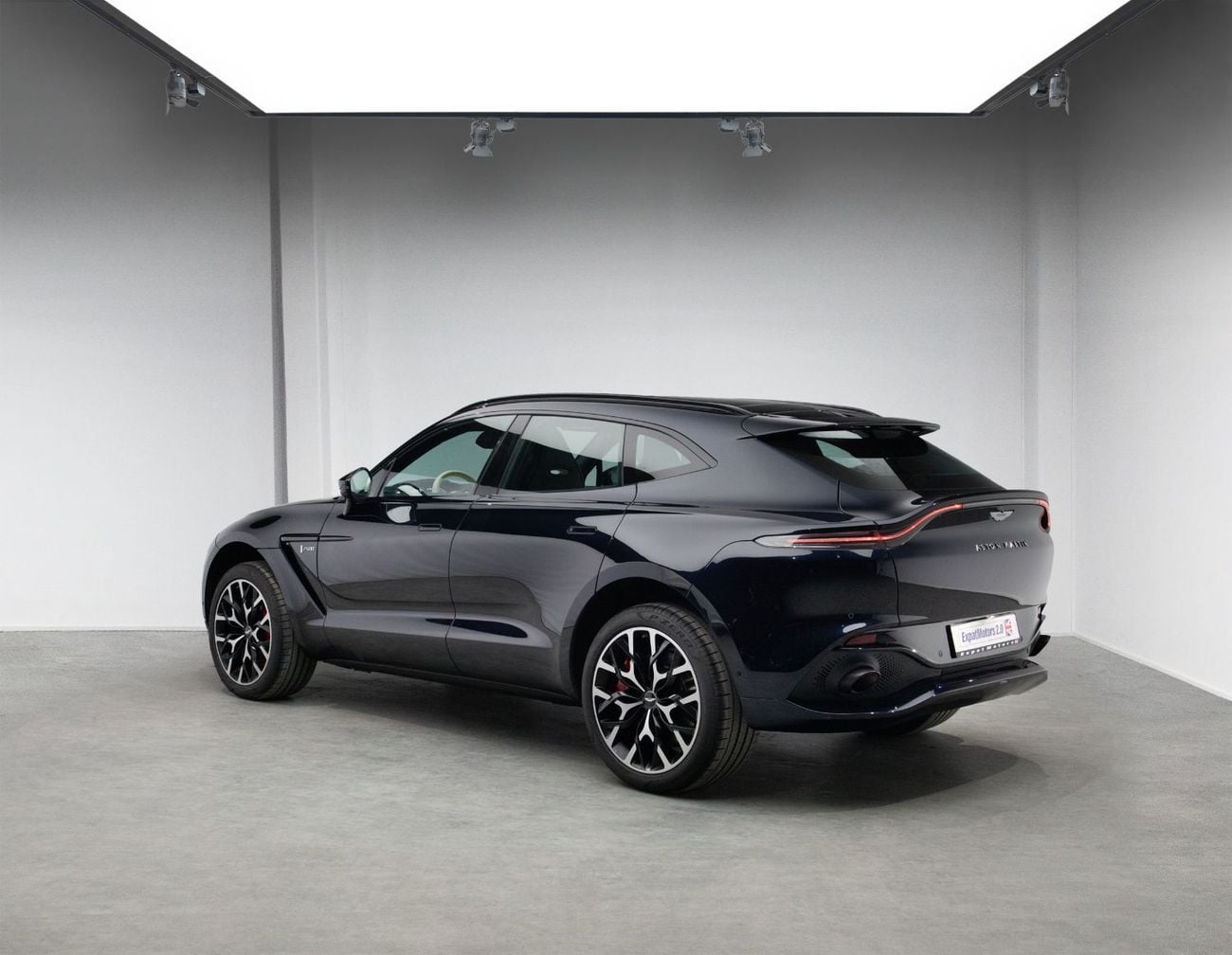 أستون مارتن DBX 1913 Edition