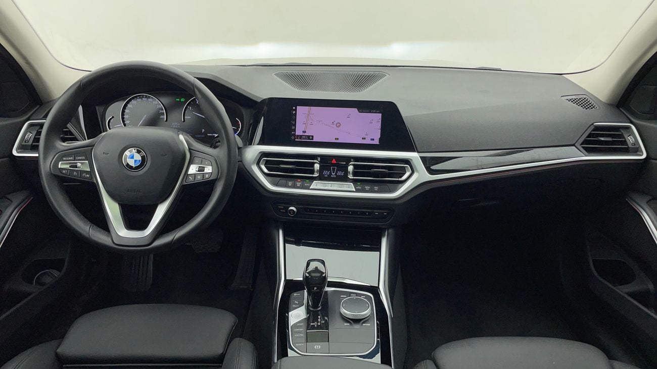 BMW 320i EXCLUSIVE 2 | Zero Down Payment | Home Test Drive