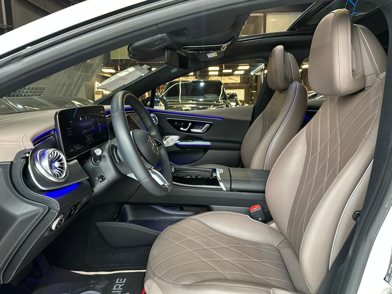 مرسيدس بنز EQE 300 Std RWD MERCEDES-BENZ EQE 350+ | GCC | 2023 | UNDER WARRANTY & FREE CONTRACT SERVICE (GARGASH) !