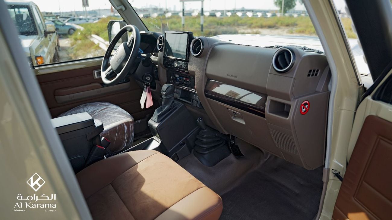 Toyota Land Cruiser Pick Up V6 - 4.0L 4x4 Automatic Transmission - Full Option Pick with Diff Lock - Cruise Control - Rear Camer