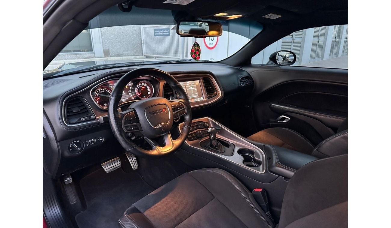 Dodge Challenger 392 Hemi Scat Pack Shaker 6.4L CHALLENGER SRT SCAT PACK 2021 US PERFECT CONDITION // LOW MILEAGE