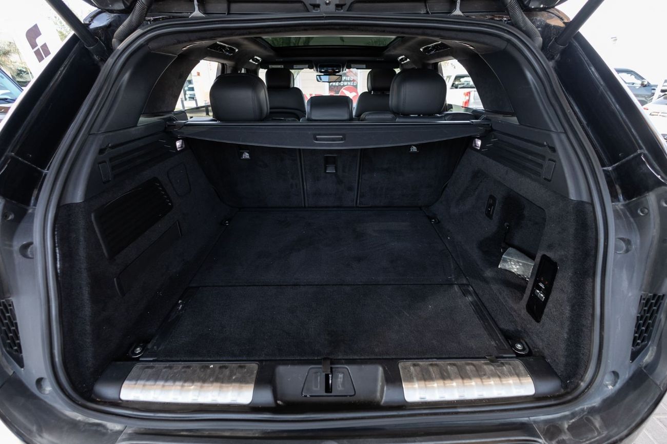 Land Rover Range Rover Sport P530 First Edition
