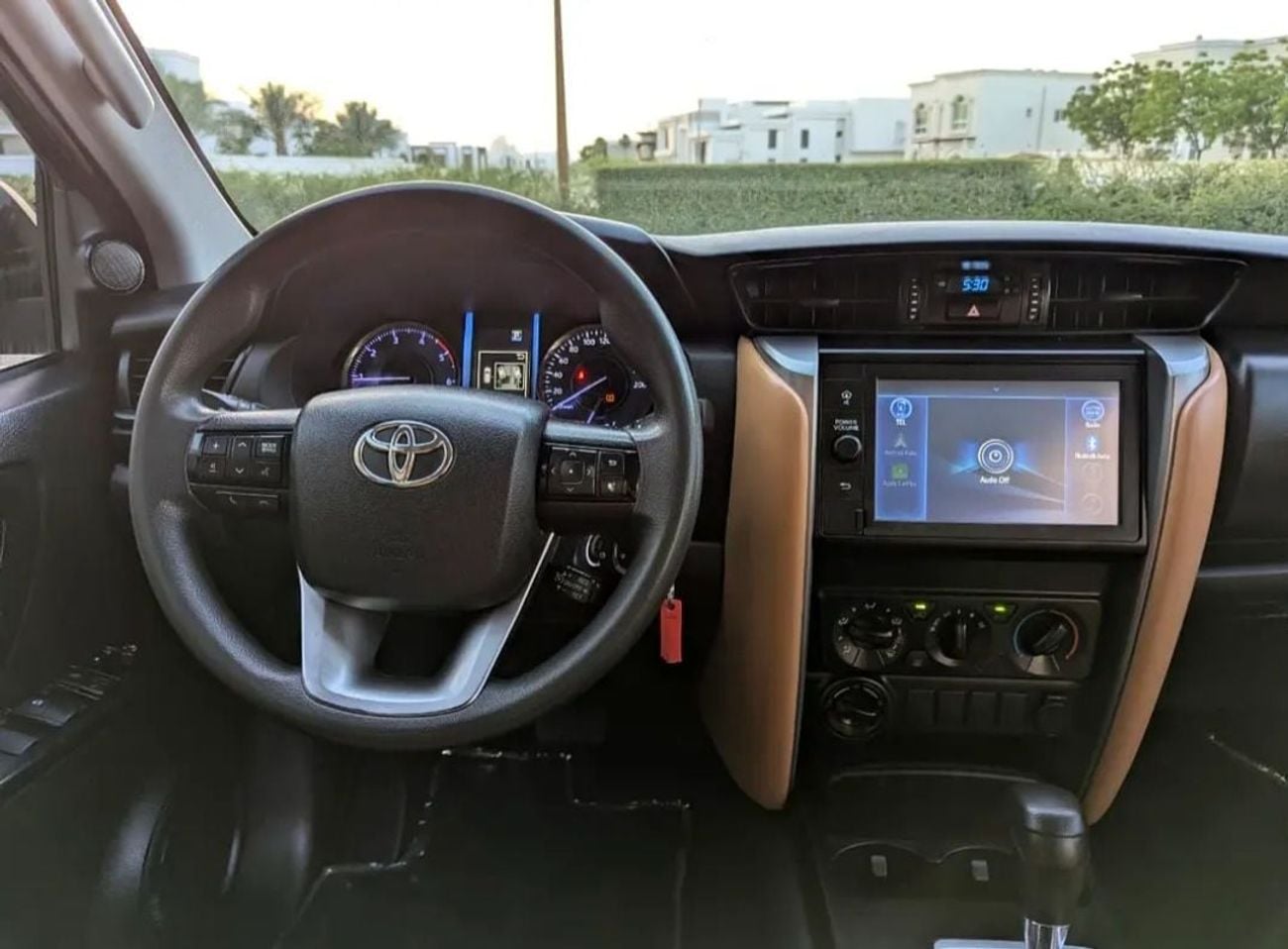 Toyota Fortuner Toyota Fortuner 2023model 2.4 v4 Diesel Engine Colour Black Key start Transmission Automatic Interio