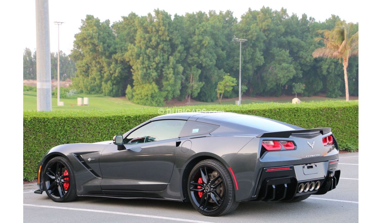 Chevrolet Corvette Z51 Competition SEats Chevrolet corvette C7 Z51 GCC 2017 full option perfect condition