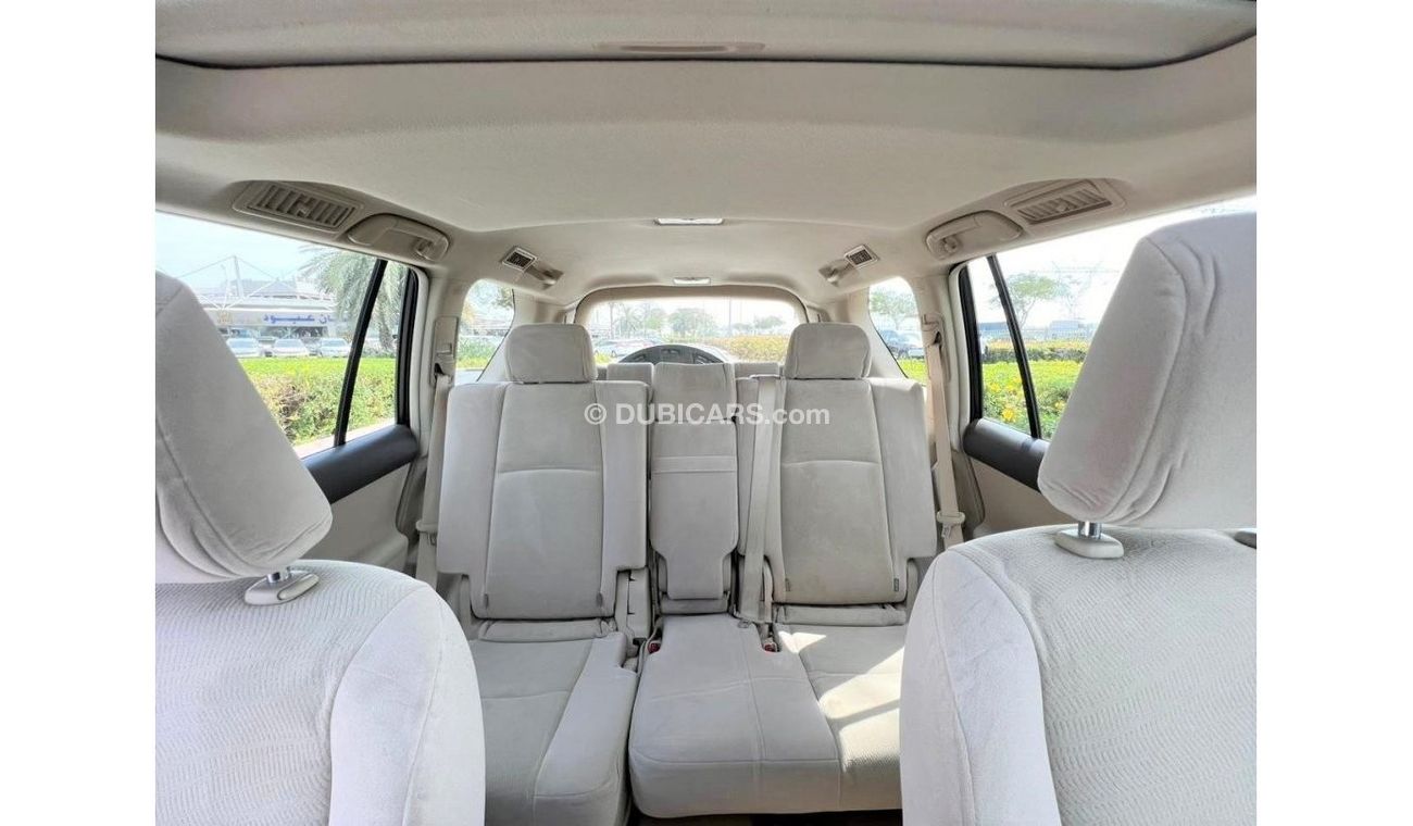 تويوتا برادو GXR V6 4.0 2018 GCC SINGLE WITH AGENCY SERVICE IN MINT CONDITION