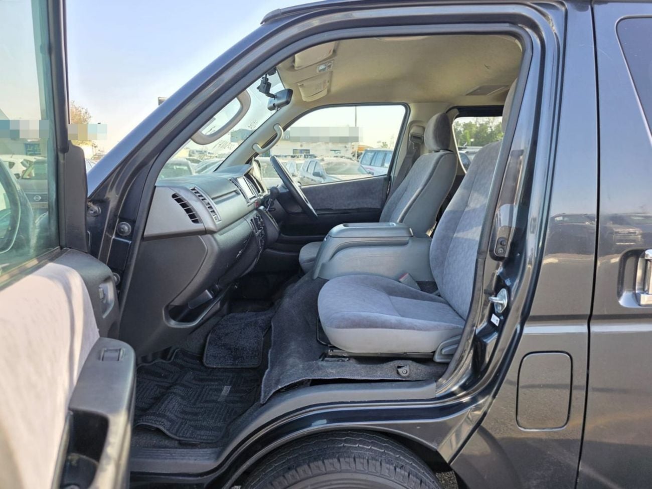 Toyota Hiace TOYOTA HIACE  VAN RHD 2007 MODEL 2.0 L PETROL AUTOMATIC(PM51149)