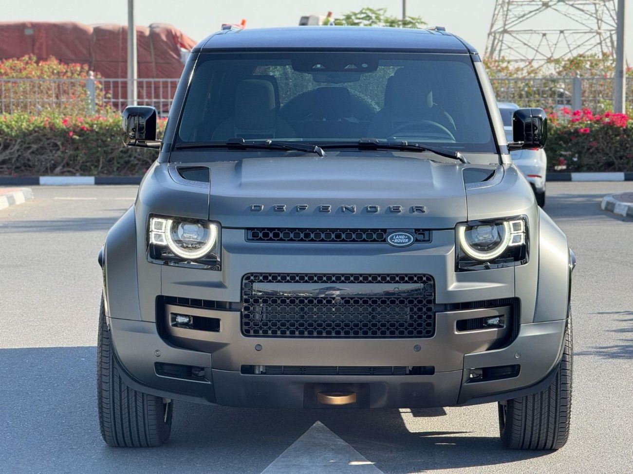 Land Rover Defender GCC SPEC OCTA EDITION UNDER WARRANTY AND SERVICE