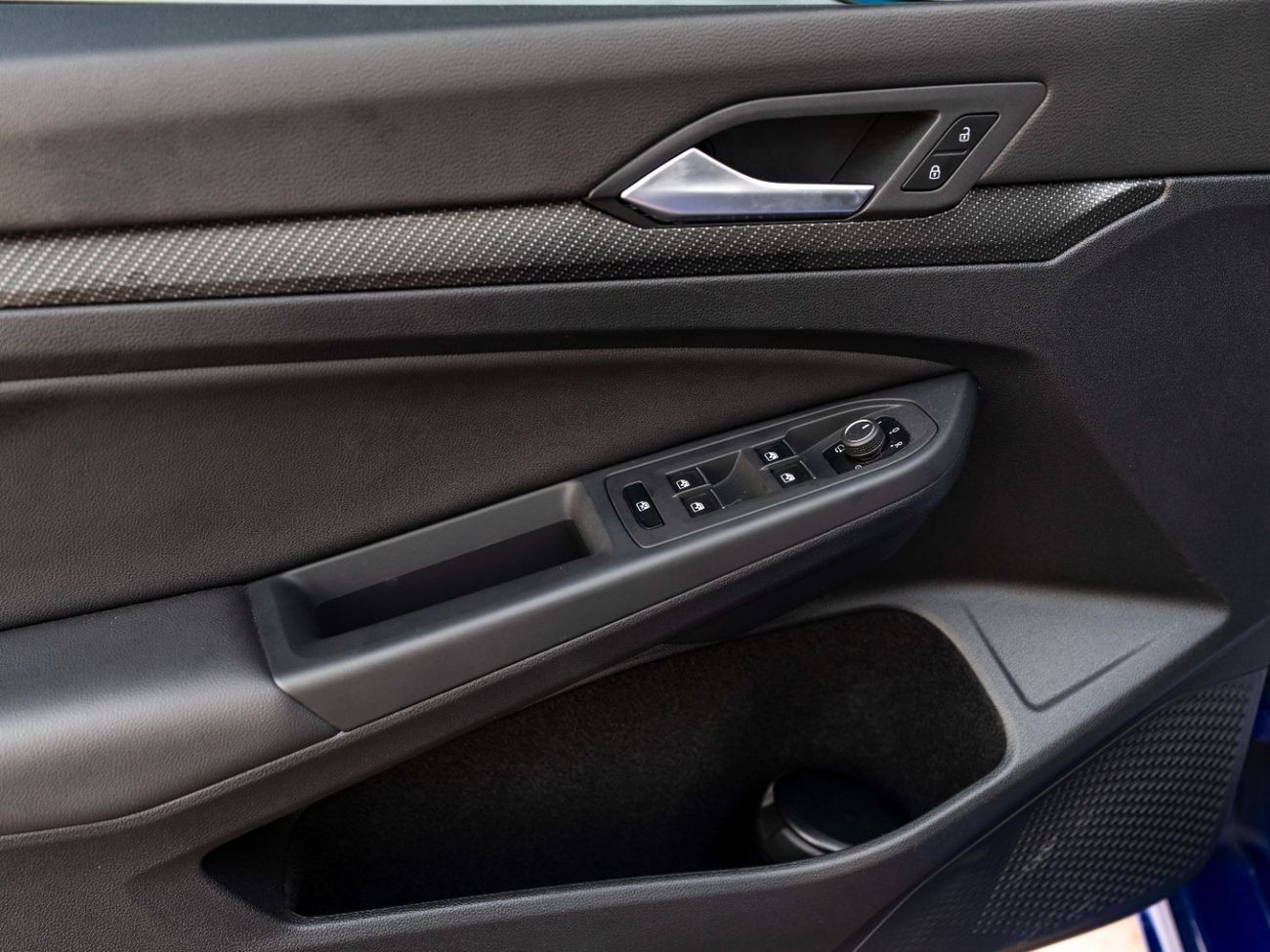 Volkswagen Golf R Base 2.0T