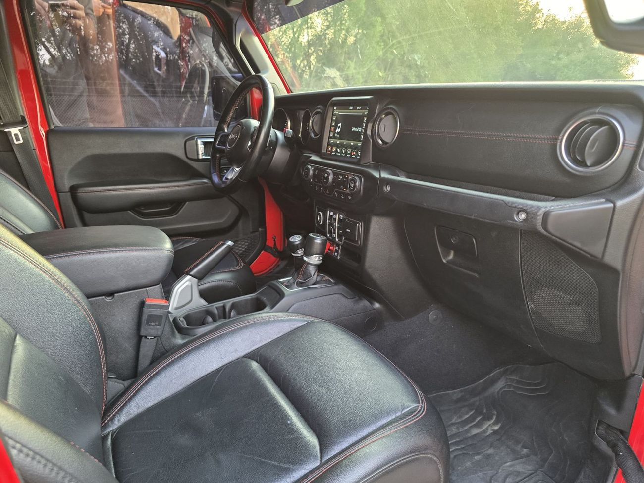 Jeep Gladiator GLADIATOR RUBICON 2020 GCC // ORGINAL PAINT // ACCIDENT FREE // PERFECTR CONDITION