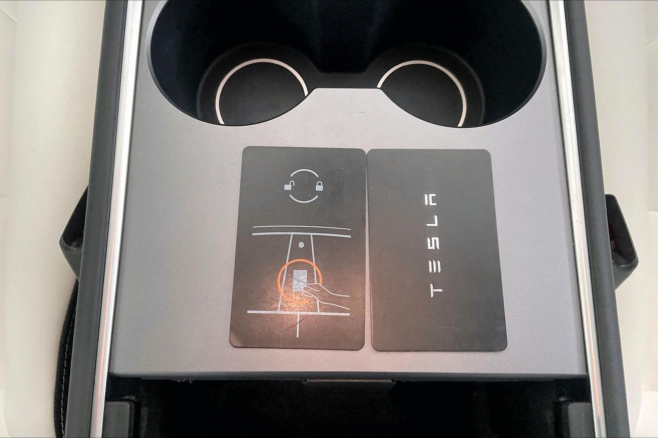 تسلا موديل 3 Performance (Dual Motor) | شامل الضمان | 0 ﺪﻔﻋﺓ ﺃﻮﻟﻯ