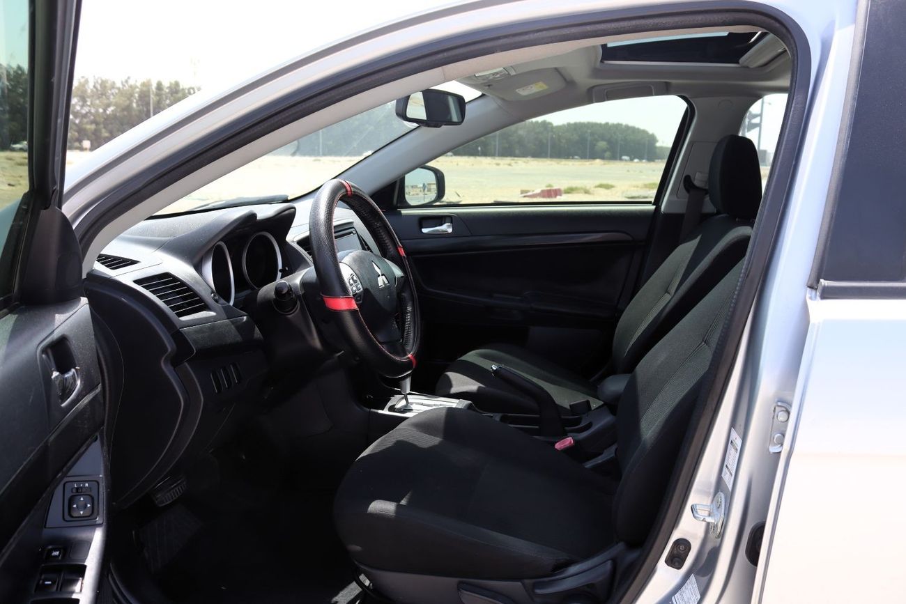 Mitsubishi Lancer ACCIDENTS FREE - GCC - 1600 CC - FULL OPTION - ORIGINAL PAINT