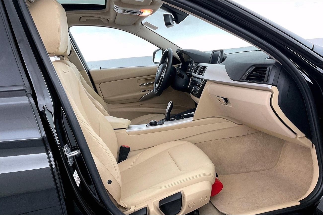 BMW 318i Standard| 1 year free warranty | Exclusive Eid offer