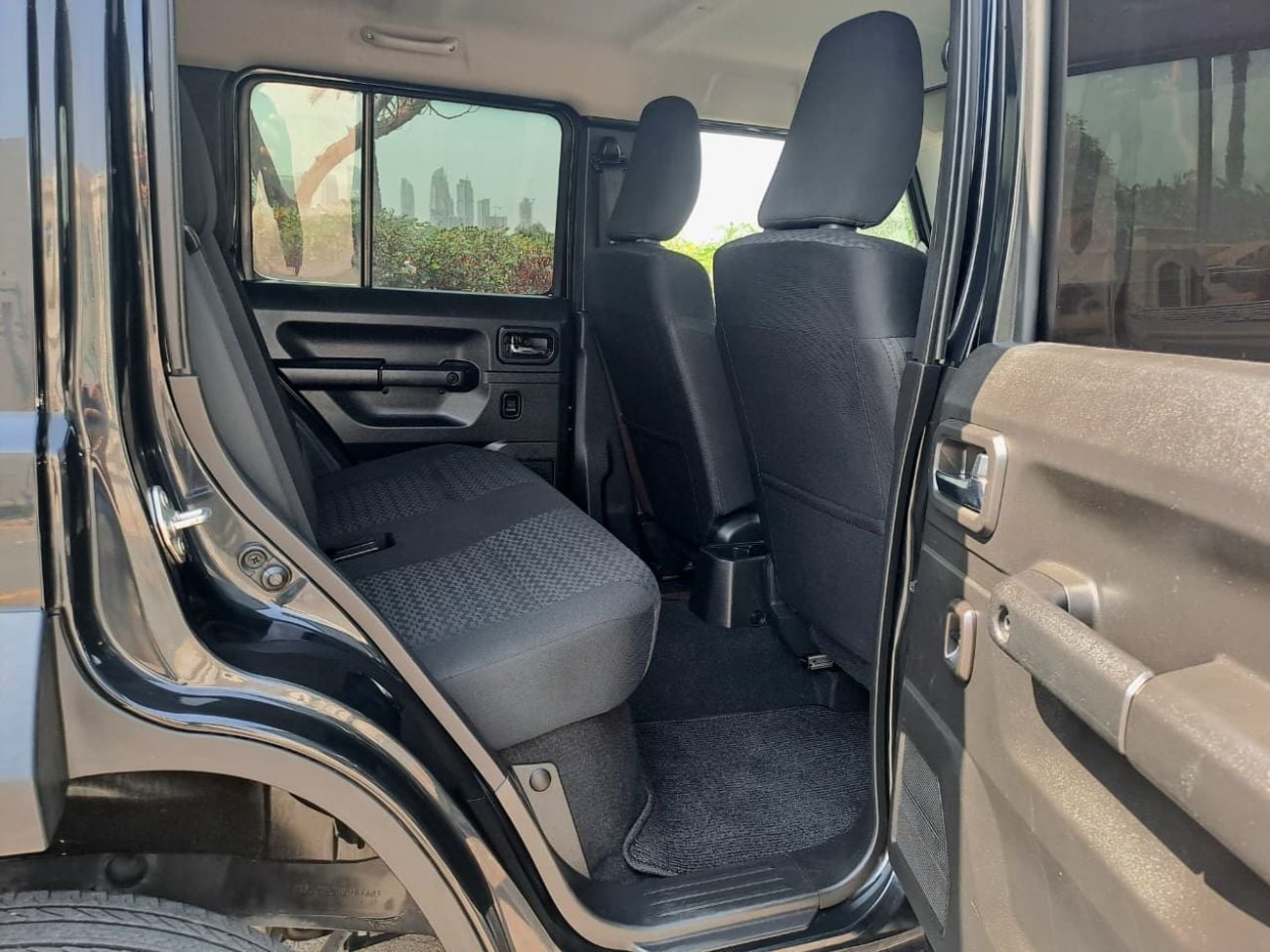 Suzuki Jimny GLX 1.5L (5-Doors) 1057-MONTHLY | 1.5 L | 4WD | GCC | CRUISE CONTROL I GPS I ACCIDENT FREE