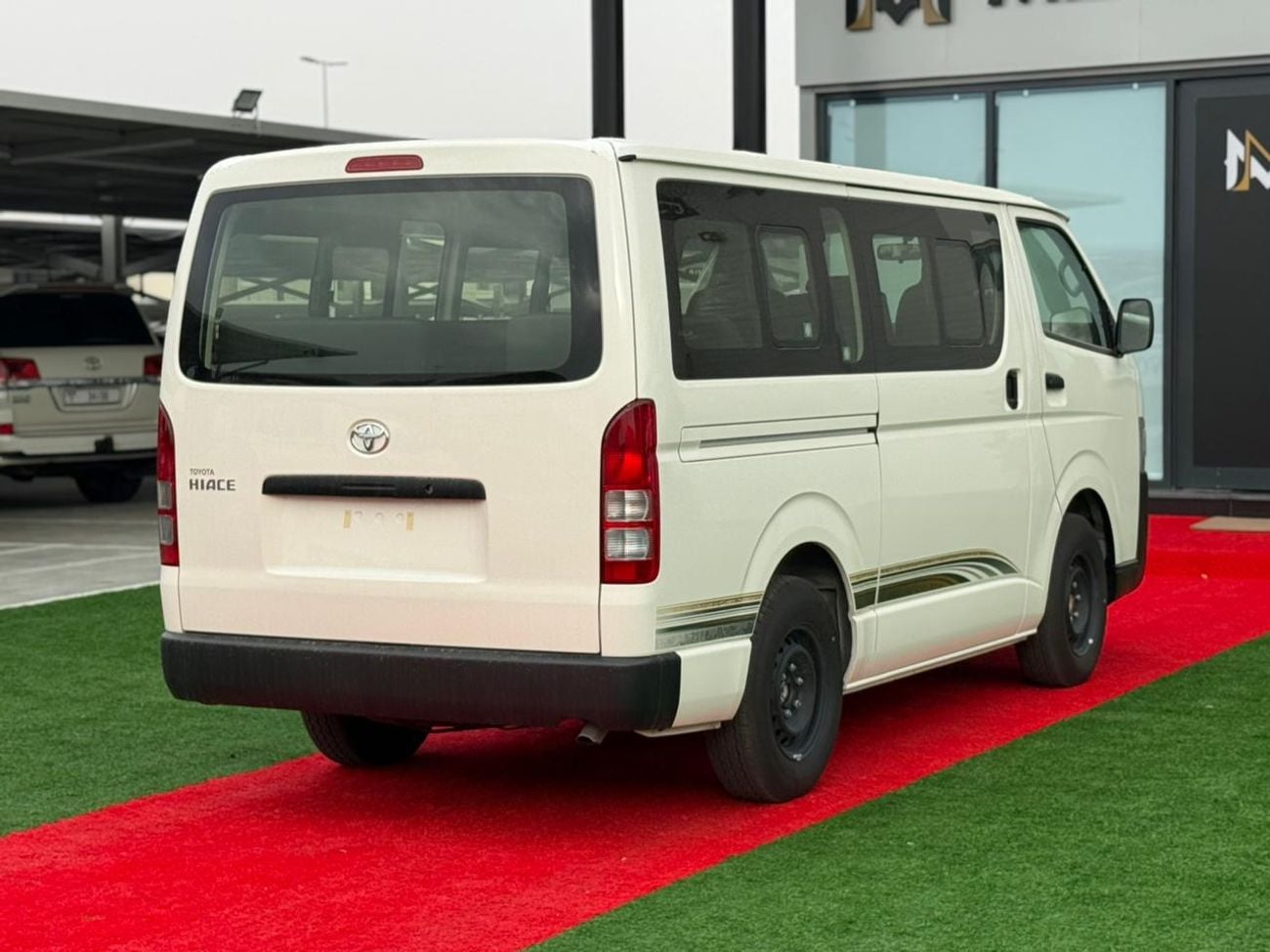 Toyota Hiace Commuter 2.8L