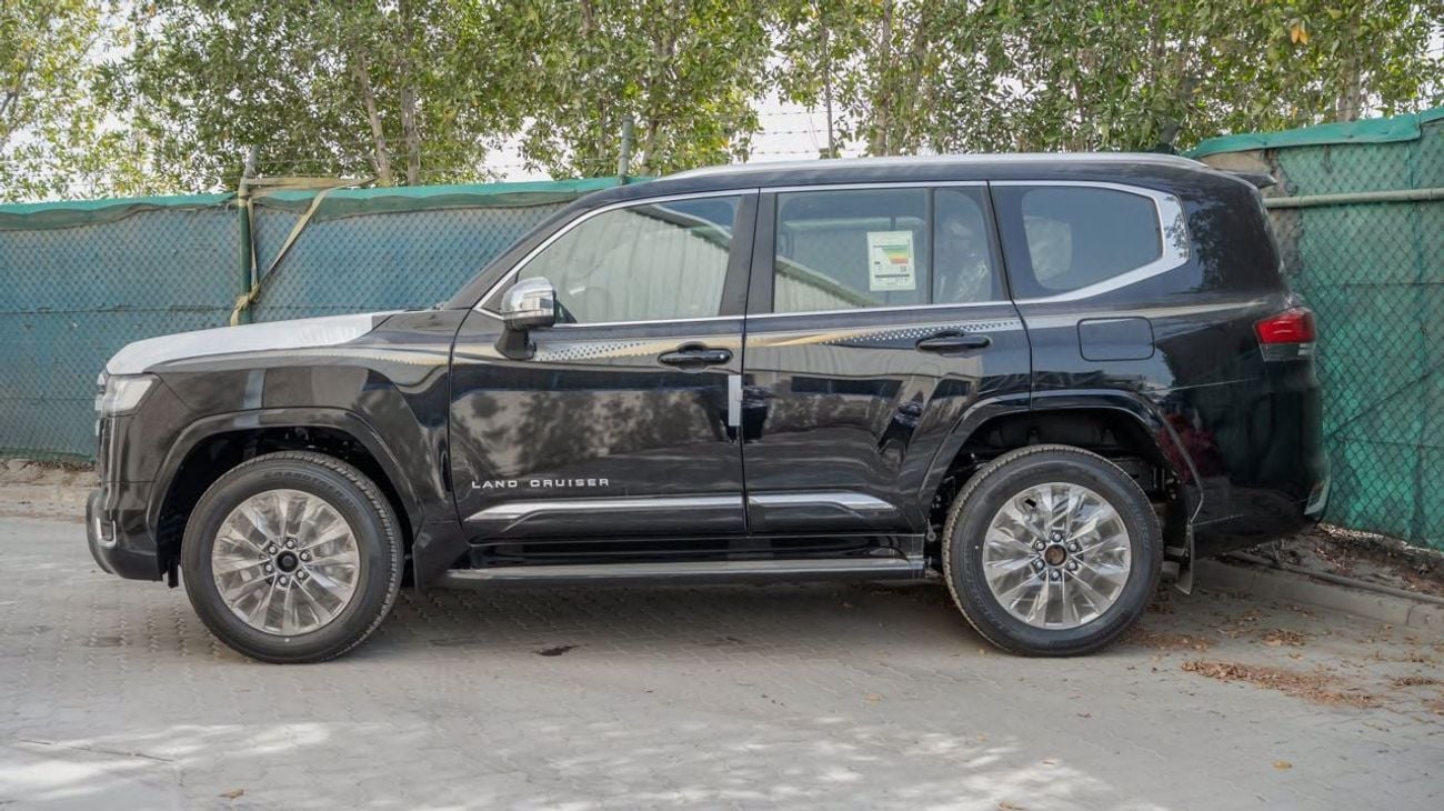 Toyota Land Cruiser VX 3.5L 2026 with memory seats