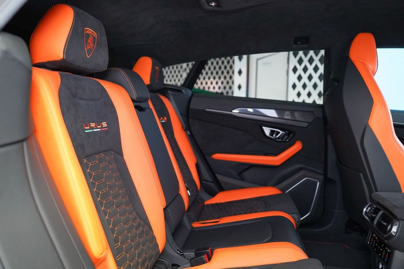 لامبورغيني اوروس STD 4.0T V8