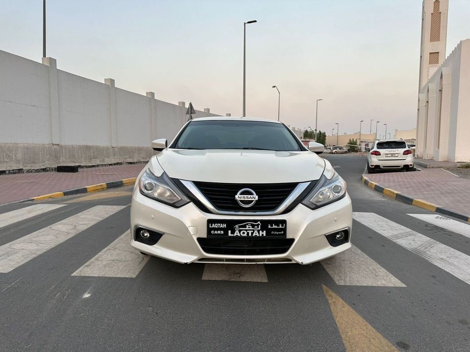 Used Nissan Altima S 2.5L 2017 for sale in Sharjah 792478