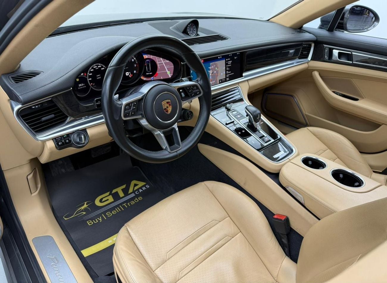 Porsche Panamera 2018 Porsche Panamera, Full Porsche Service History, Sport Chrono Package, Fully Loaded, GCC