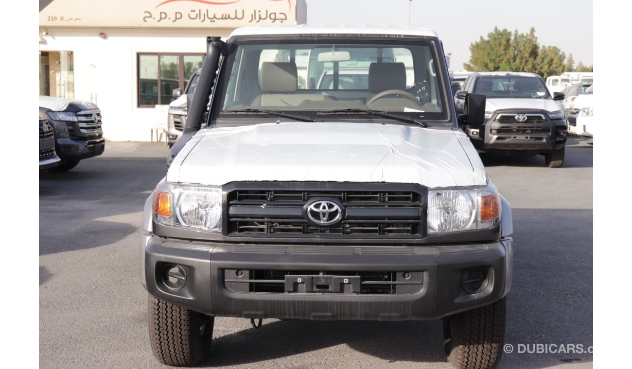 تويوتا لاند كروزر بيك آب 2021 Single cab 4.2L Gray / 16″ wheels